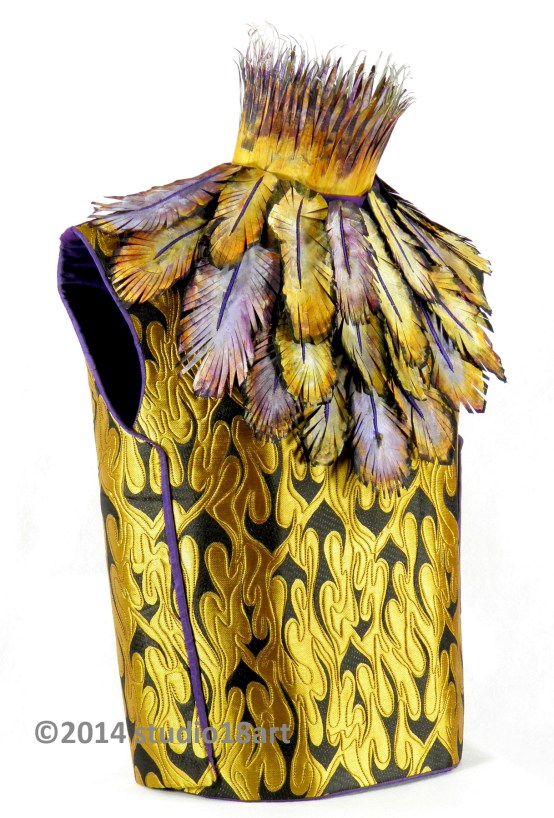 Icara - 24" X 17" - quilted